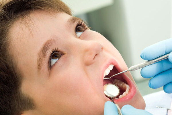 کلینیک دندانپزشکی کودکان در میرداماد توسط دکتر اعتصام