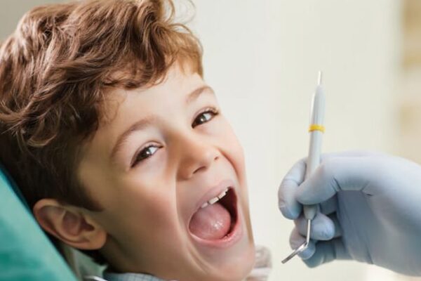 دندانپزشک کودکان بدون بیهوشی در تهران - دکتر اعتصام